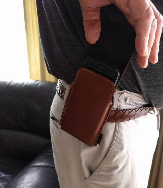 Identify the Best way to Carry your Phone